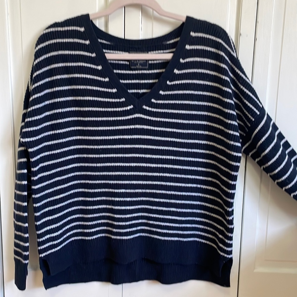 Abercrombie & Fitch navy w/ white stripes small oversized sweater